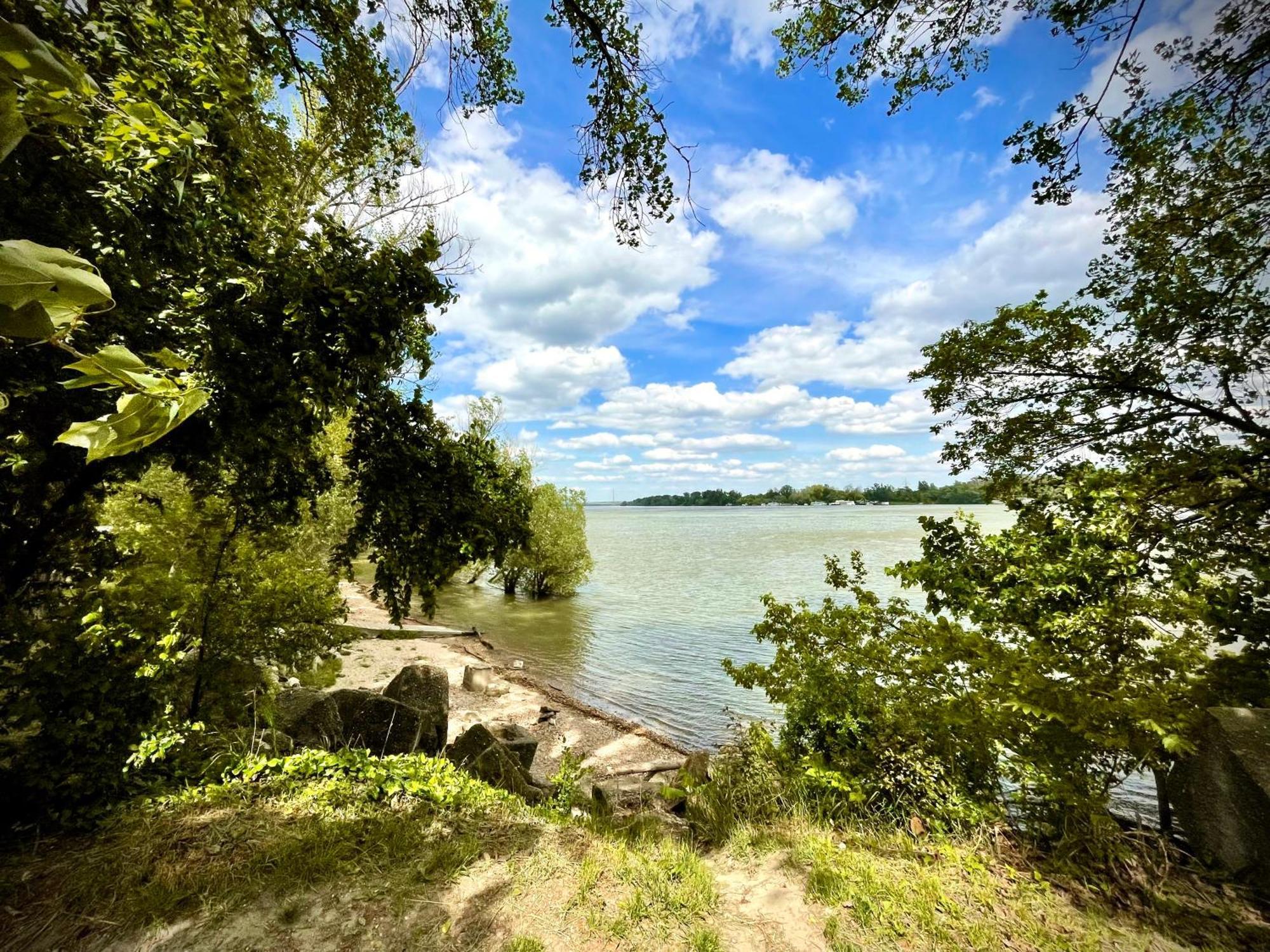 Вилла 4 Guests: River & Garden Charm Будапешт